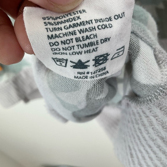 Simply Southern Gray and White WOMENS Camo Shirt size XL - Picture 5 of 6